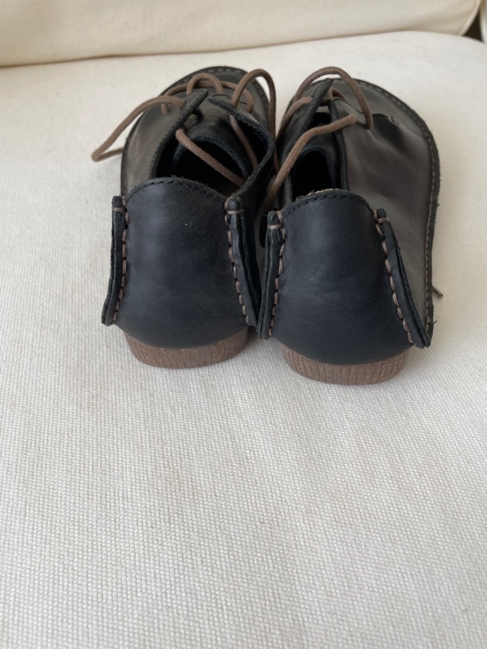 Clarks Black Leather Flats with Brown Laces - Picture 4 of 10